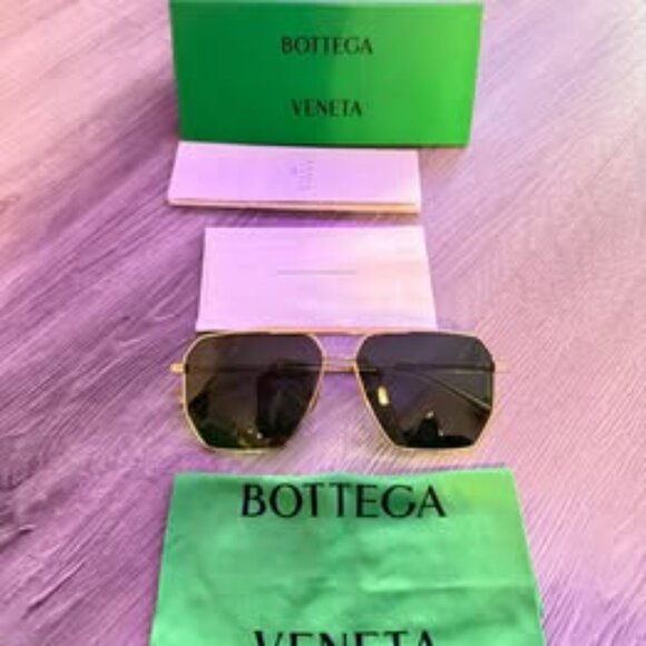 Bottega Veneta Green Gold Aviator Sunglasses - Picture 6 of 9